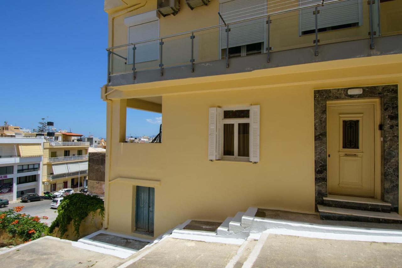 House For Families Near The Lake Agios Nikolaos  Exterior photo